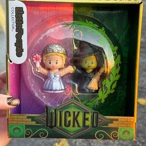 Fisher-Price Little People Wicked Playset - Silver and Black